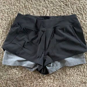 Running shorts